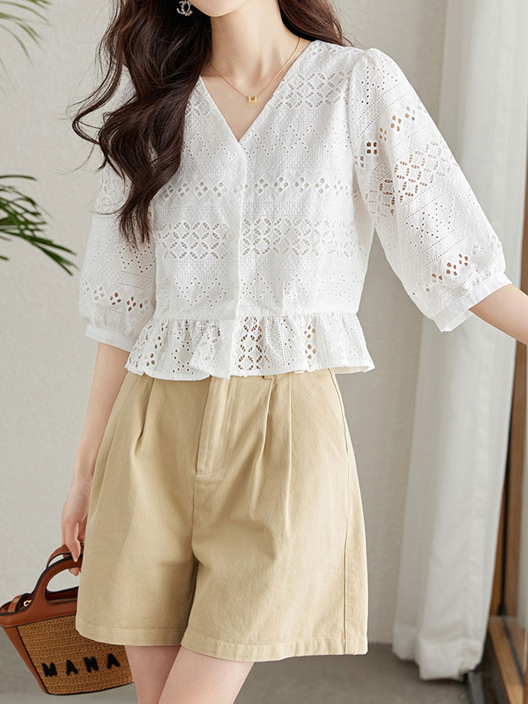 Classic Vintage & Enduringly Stylish Blouse