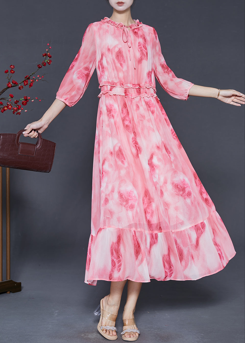 Beautifully Crafted Dress in a Classic Style