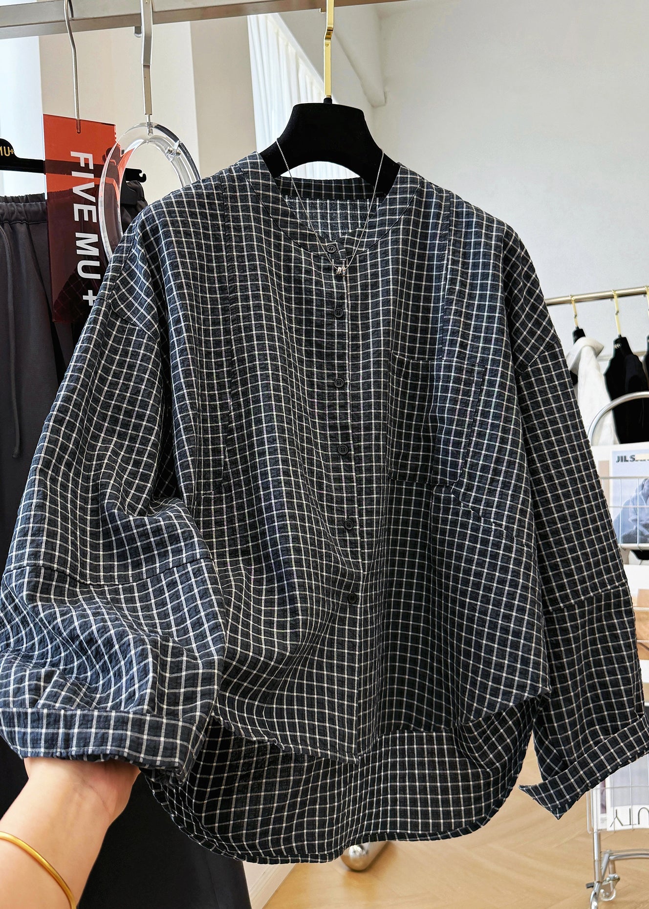 Beautifully Finished Shirt in a Timeless Design
