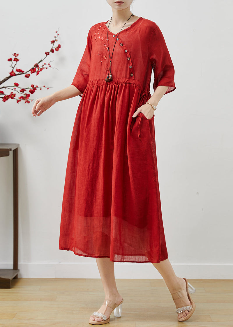 Well Tailored Dress with a Graceful Silhouette