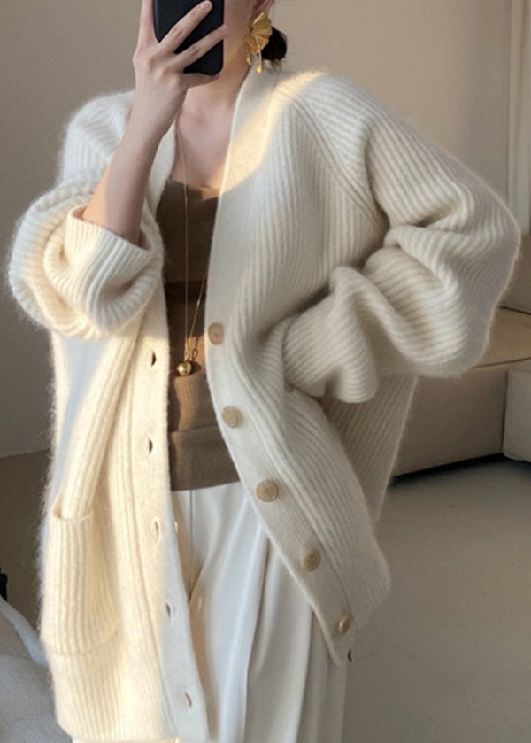 Sophisticated Coat with a Clean Classic Look
