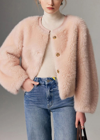 Gracefully Styled Coat for Any Occasion