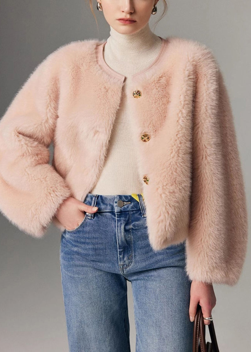 Gracefully Styled Coat for Any Occasion