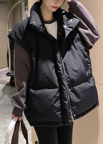 Well Tailored Coat with a Graceful Silhouette