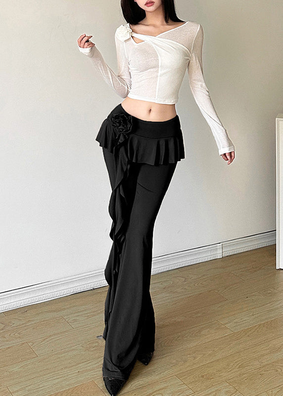 Effortlessly Elegant Pants with a Timeless Design