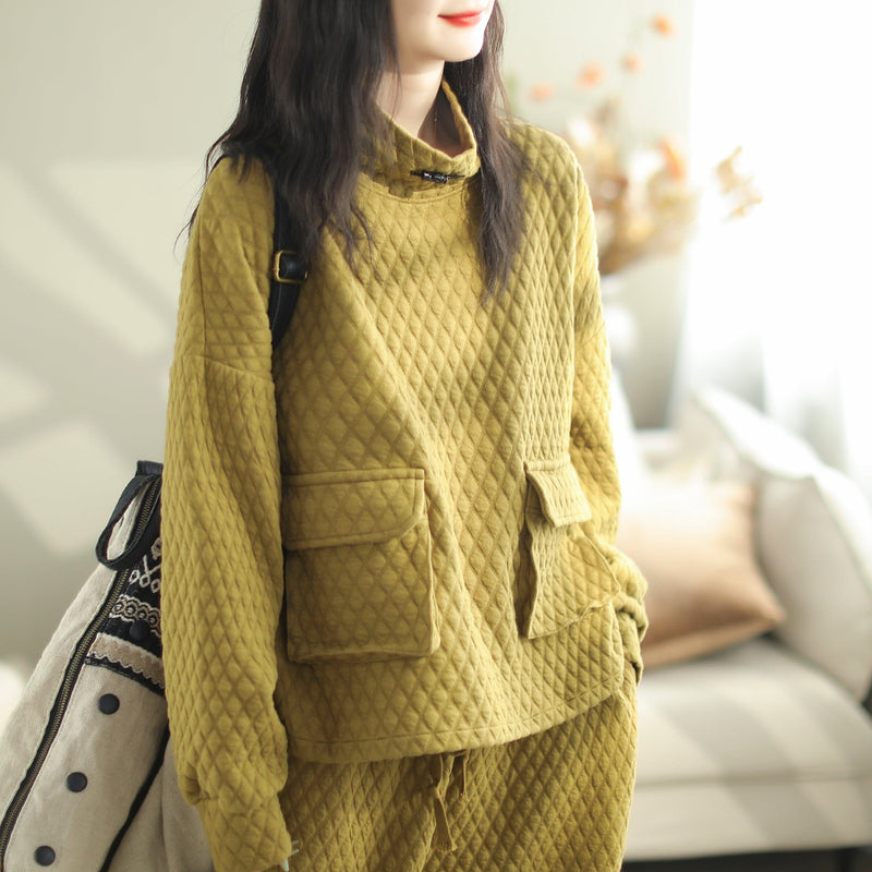 Well Tailored Coat with a Graceful Silhouette