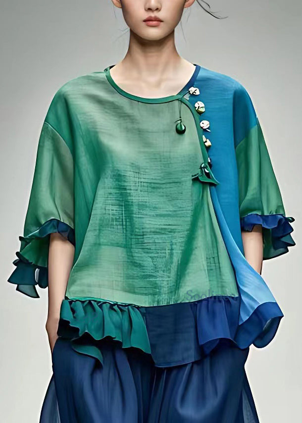 A Vintage Style Top with Delicate Timeless Details