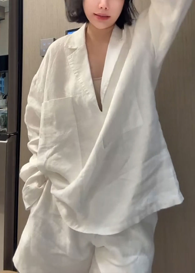 Classic Vintage Shirt with a Flattering Fit