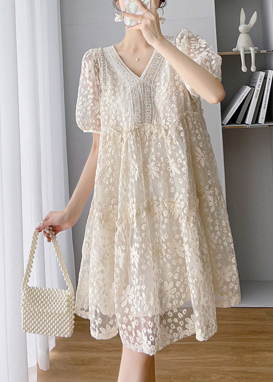 Effortlessly Elegant Dress with a Timeless Design