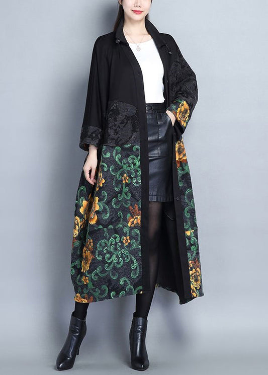 Effortlessly Elegant Coat with a Timeless Design