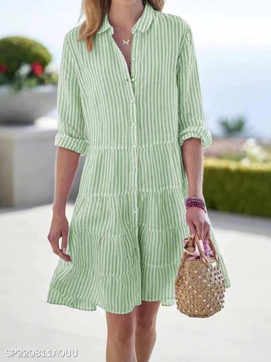 Beautifully Finished Dress in a Timeless Design
