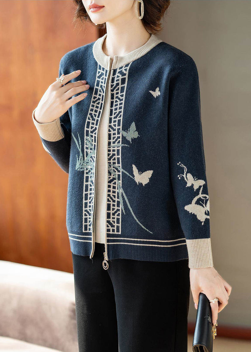 Well Tailored Cardigan with a Graceful Silhouette