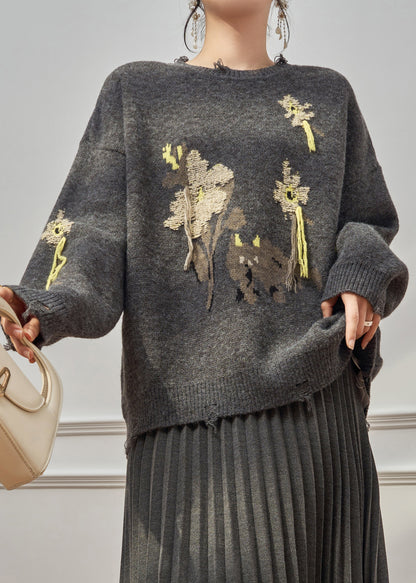 Elegantly Styled Sweater for Everyday Wear