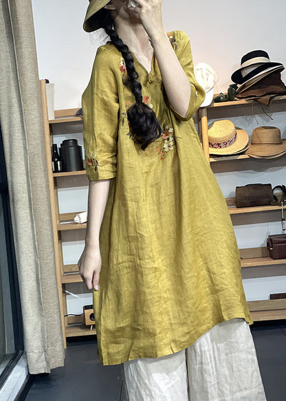 Classic Vintage Dress with a Flattering Fit