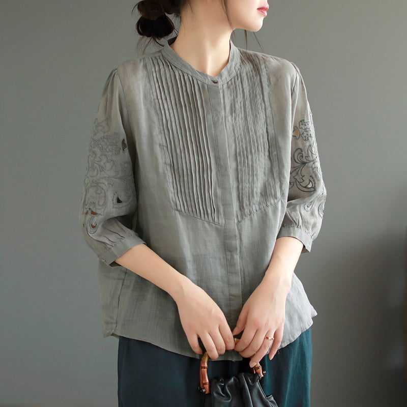Classic Vintage & Enduringly Stylish Blouse