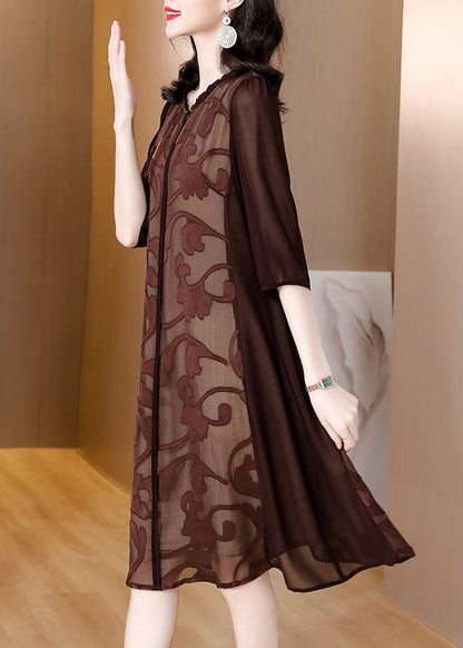 Beautifully Finished Dress in a Timeless Design