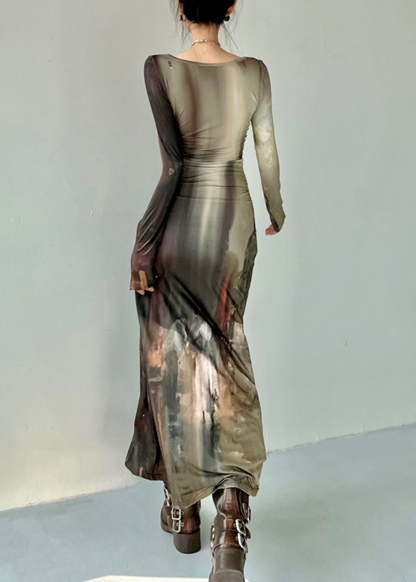 Classic Vintage & Enduringly Stylish Dress