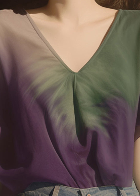 Classic Vintage Shirt with a Flattering Fit