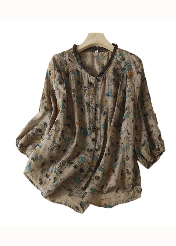 Effortlessly Elegant Top with a Timeless Design
