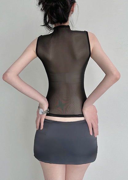 Effortlessly Elegant Top with a Timeless Design