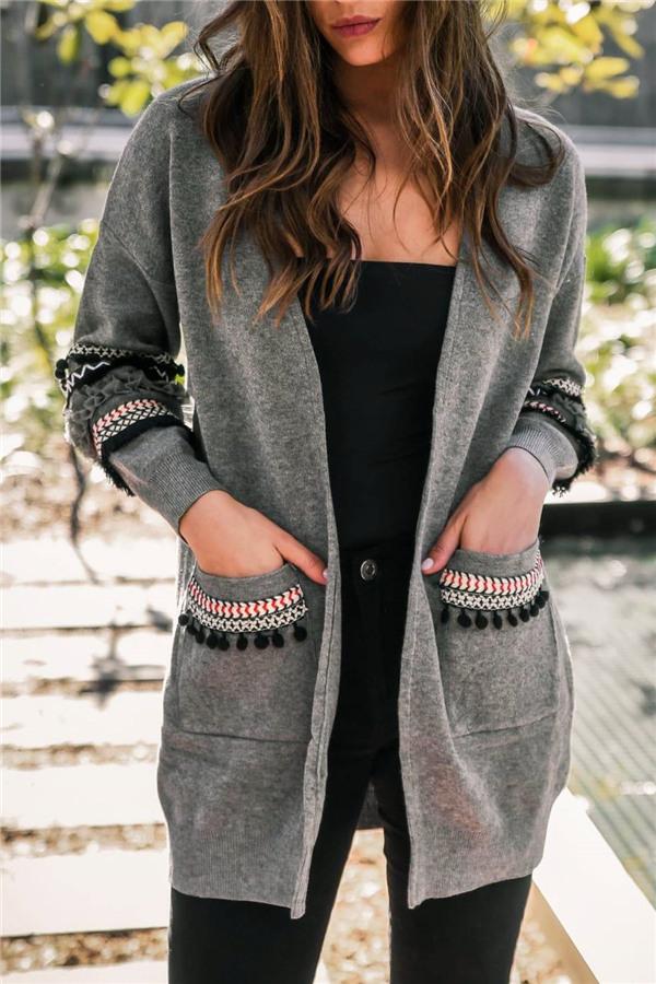 Effortlessly Elegant Cardigan with a Timeless Design
