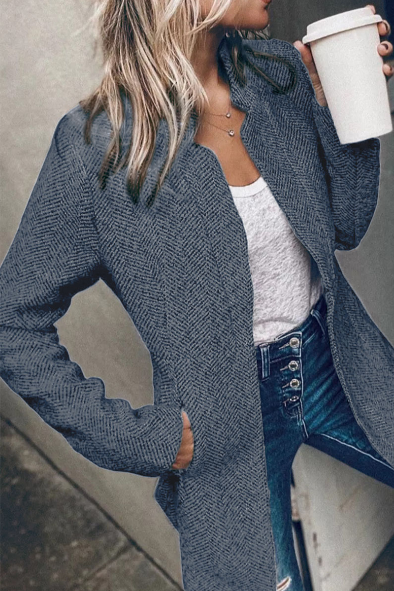 Gracefully Styled Coat for Any Occasion