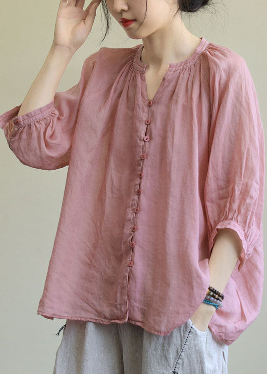 Well Tailored Blouse with a Graceful Silhouette
