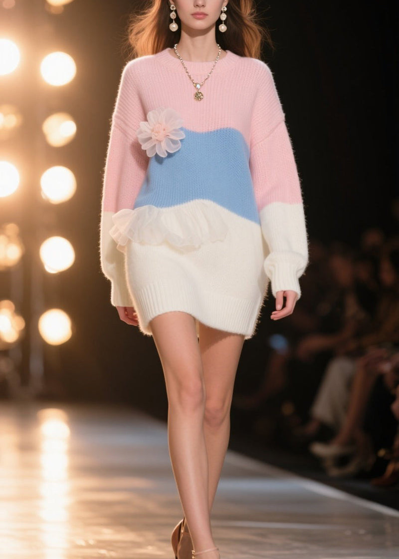 Well Tailored Sweater with a Graceful Silhouette