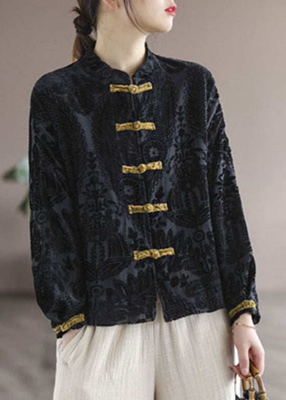 Well Tailored Shirt with a Graceful Silhouette
