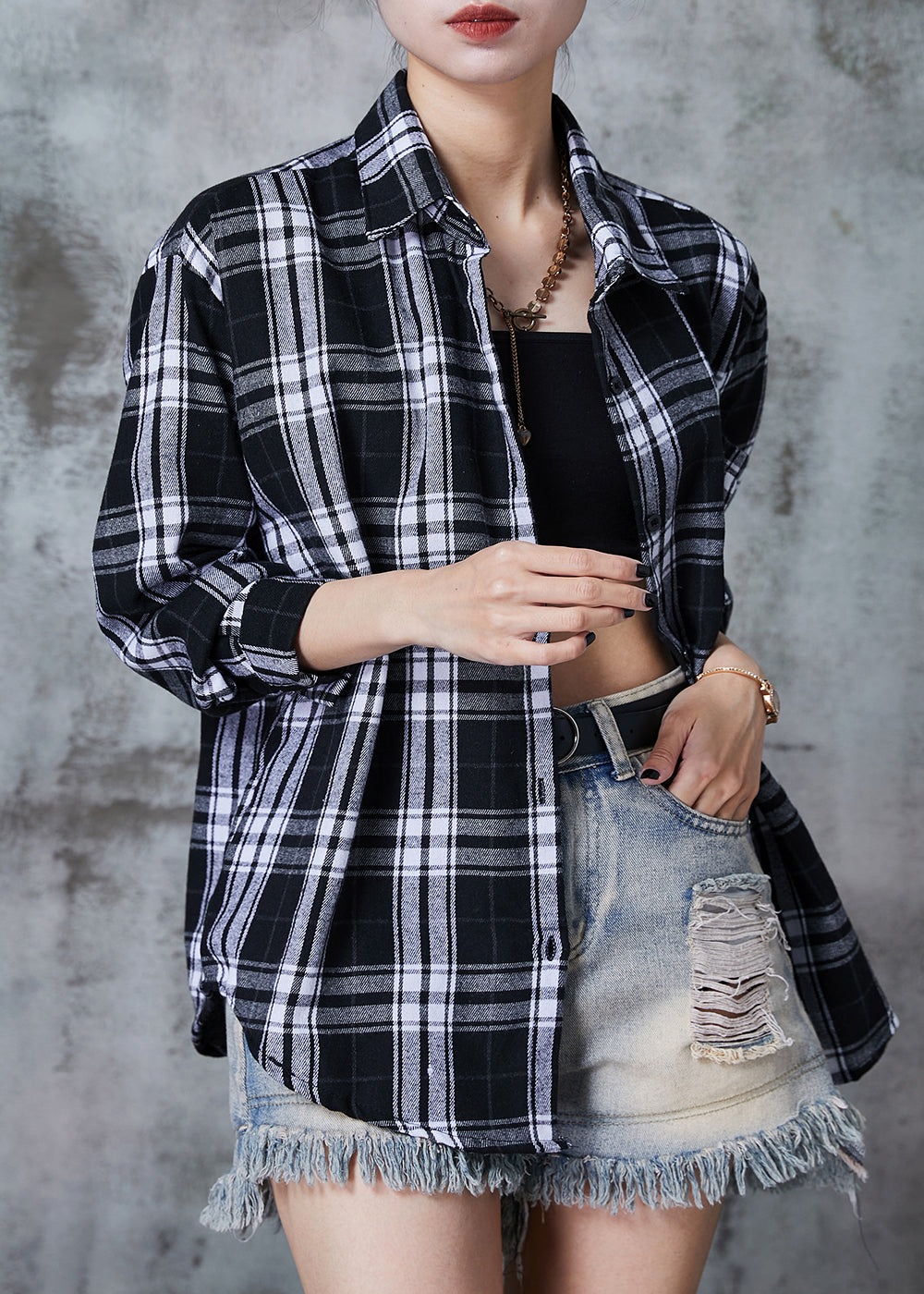 Effortlessly Elegant Shirt with a Timeless Design