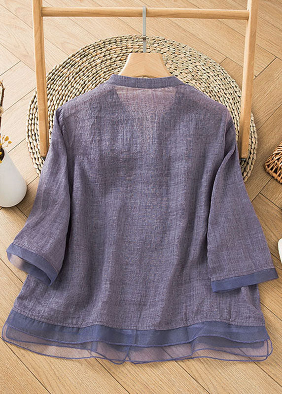 Well Tailored Blouse with a Graceful Silhouette