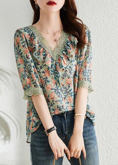 A Vintage Style Top with Delicate Timeless Details