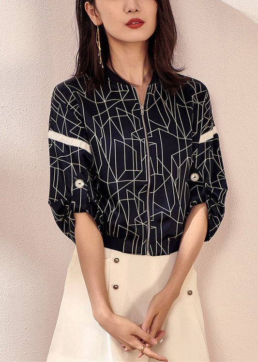 Elegantly Styled Coat for Everyday Wear