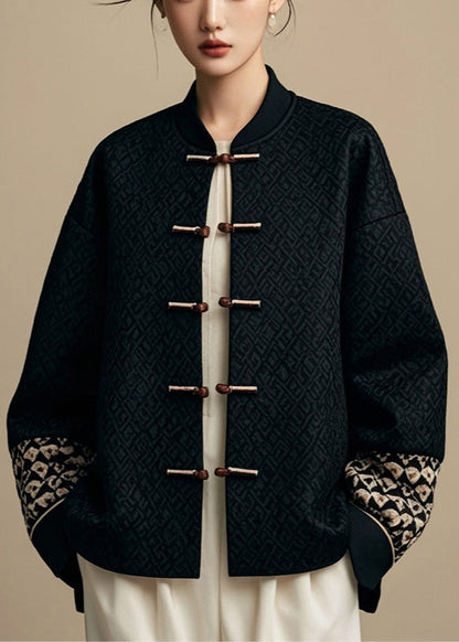 Beautifully Finished Coat in a Timeless Design