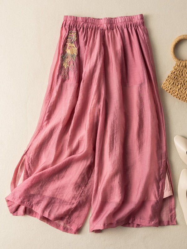 Classic Vintage Pants with a Flattering Fit