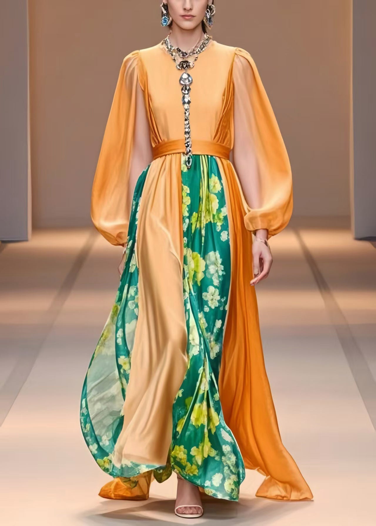 Classic Vintage Dress with a Flattering Fit