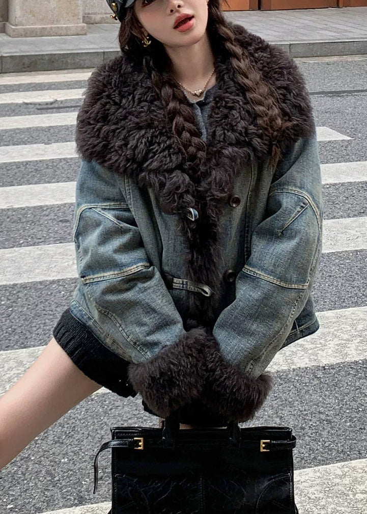 Elegantly Styled Jacket for Everyday Wear