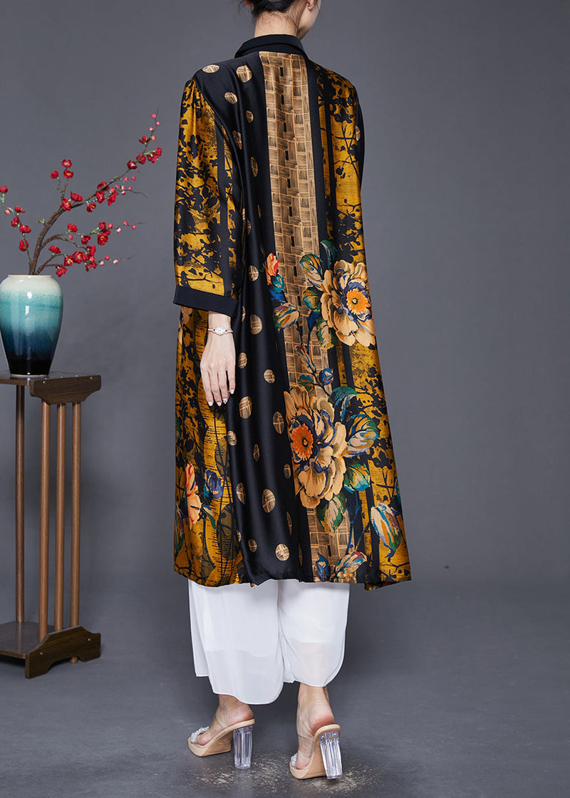 Classic Vintage & Enduringly Stylish Coat