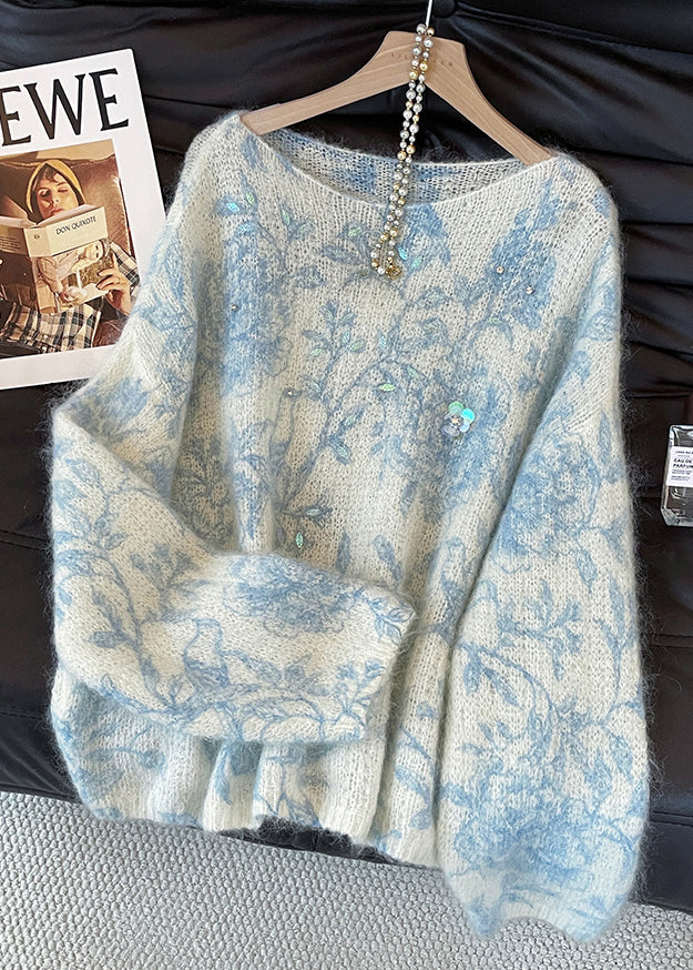 Well Tailored Sweater with a Graceful Silhouette
