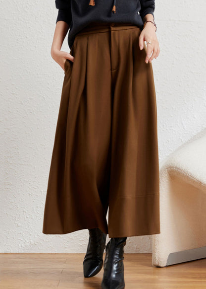Classic Vintage Pants with a Flattering Fit