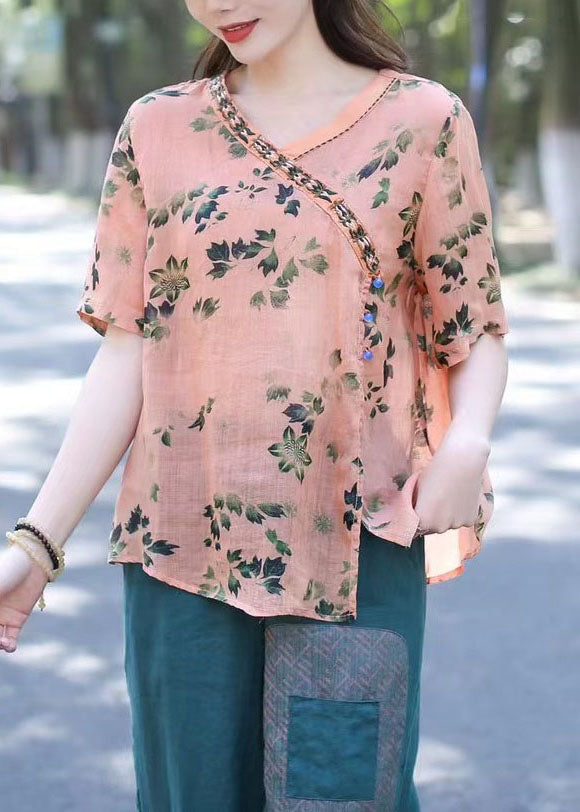 Well Tailored Shirt with a Graceful Silhouette