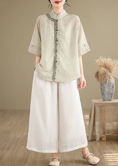 Classic Vintage Top with a Flattering Fit