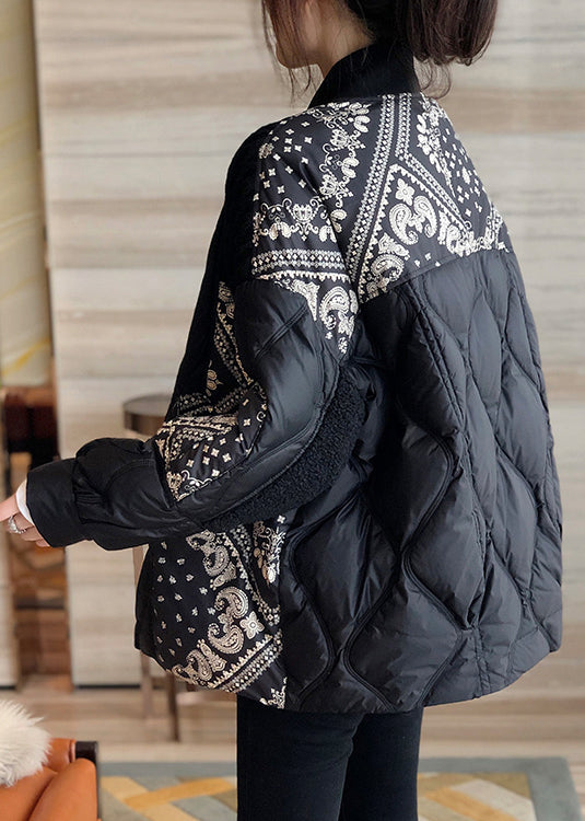 Elegantly Styled Coat for Everyday Wear