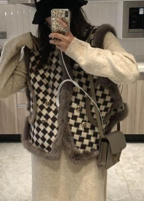 Sophisticated Coat with a Clean Classic Look