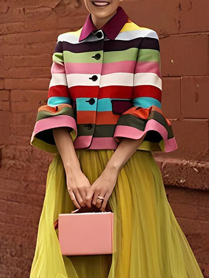 Effortlessly Elegant Jacket with a Timeless Design