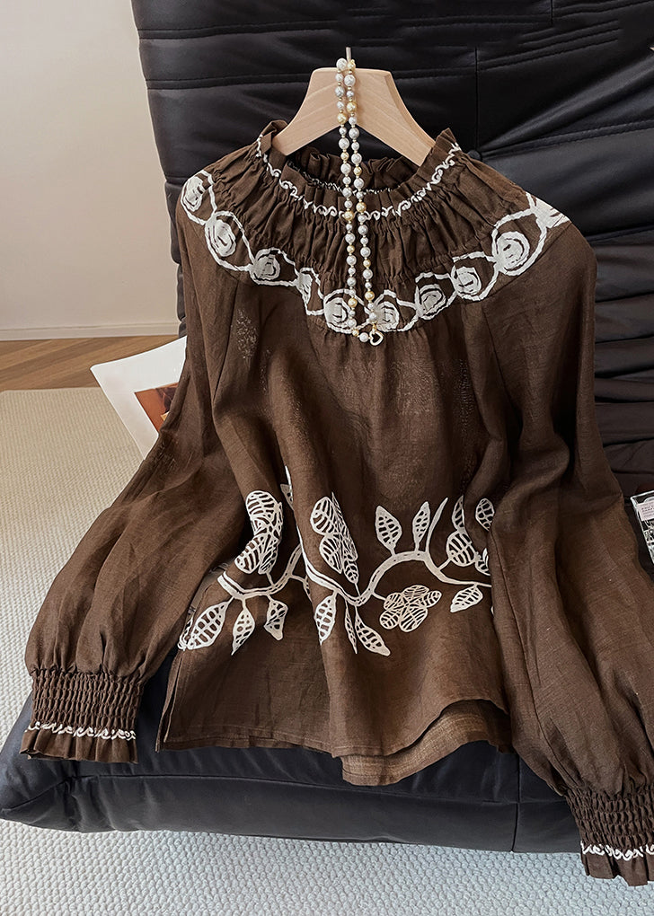 Well Tailored Blouse with a Graceful Silhouette
