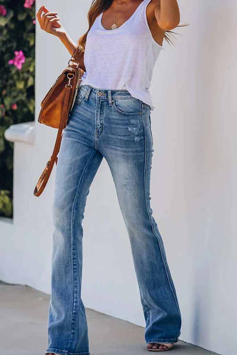 Gracefully Styled Trousers for Any Occasion
