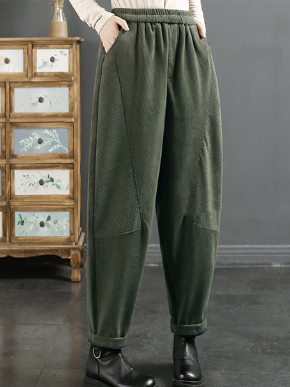 Effortlessly Elegant Pants with a Timeless Design