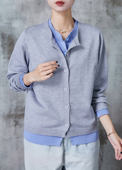 Well Tailored Cardigan with a Graceful Silhouette