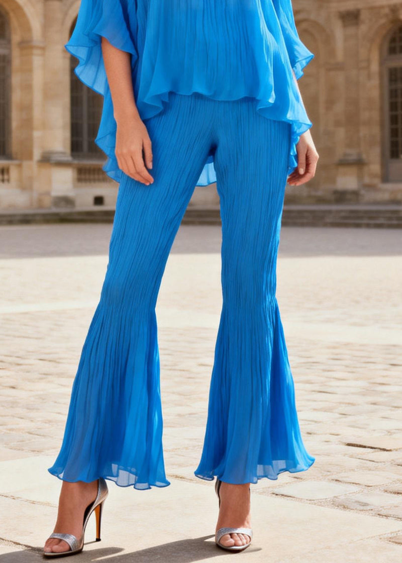 Polished Trousers with an Effortless Classic Look